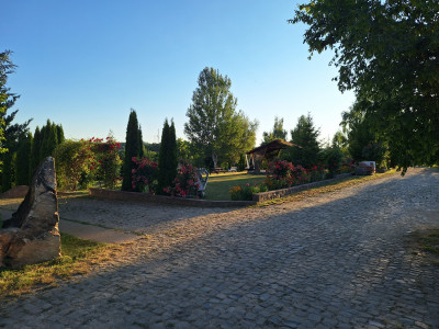 Kies park, ahol a kilátás is kies...